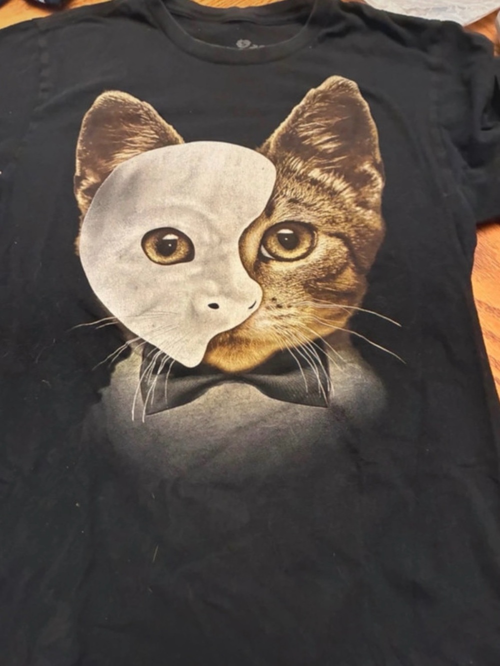 Goodie Two Sleeves adult S Phantom of the Meowpera Cat Opera Theater Graphic Tee
